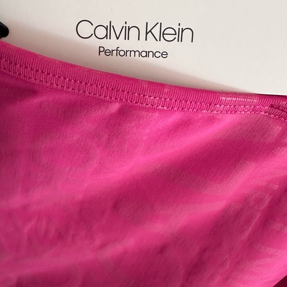 Calvin Klein Performance Top - Picture 3 of 6
